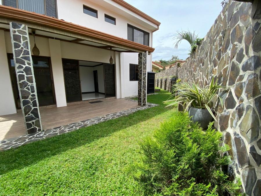 Foto Casa en Alquiler en Escaz, San Jos - U$D 3.000 - CAA39979 - BienesOnLine