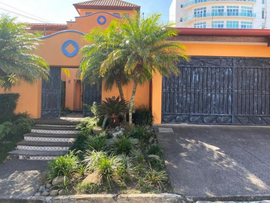 Foto Casa en Alquiler en Escaz, San Jos - U$D 1.500 - CAA38616 - BienesOnLine