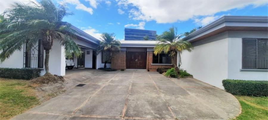 Foto Casa en Alquiler en Escaz, San Jos - U$D 3.000 - CAA60821 - BienesOnLine