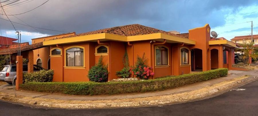 Foto Casa en Alquiler en Heredia, Heredia - U$D 1.000 - CAA57705 - BienesOnLine