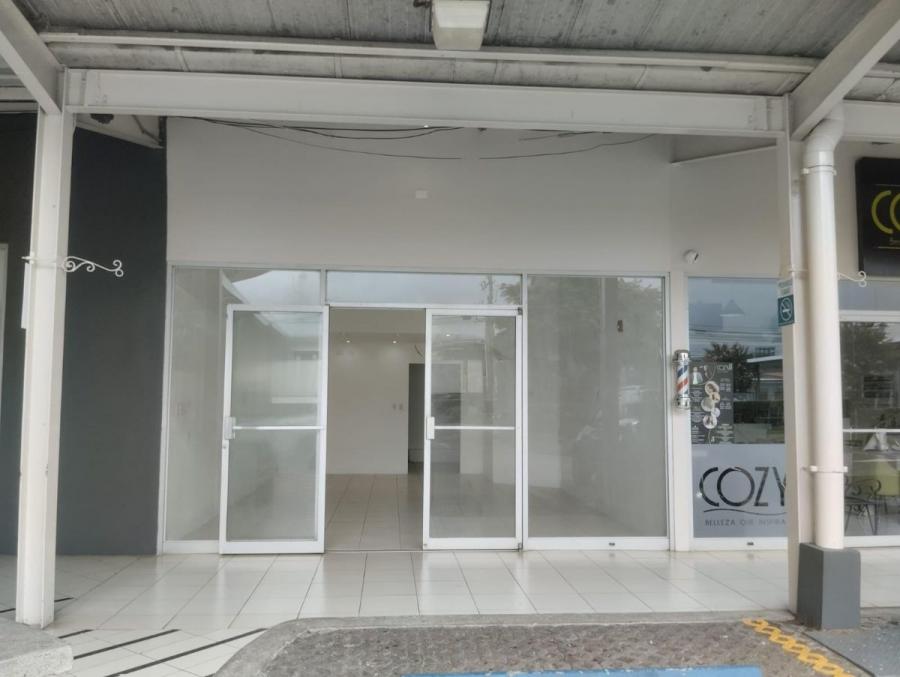 Foto Local en Alquiler en Lagunilla, Heredia, Heredia - U$D 1.400 - LOA128732 - BienesOnLine