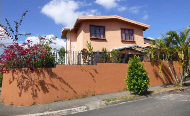 Foto Casa en Alquiler en Calle Vargas, La Granja, Alajuela - U$D 750 - CAA13001 - BienesOnLine