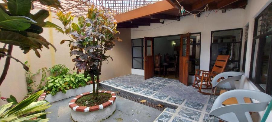 Foto Apartamento en Alquiler en Vargas Araya, San Jos - U$D 850 - APA28430 - BienesOnLine