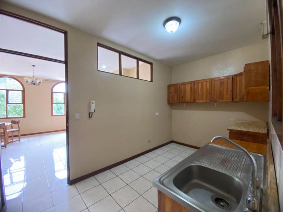 Foto Apartamento en Alquiler en Escaz Centro, Escaz, San Jos - ¢ 400.000 - APA89781 - BienesOnLine