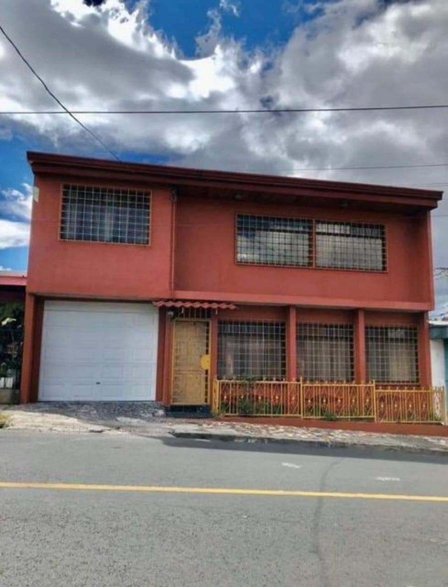 Foto Casa en Venta en Calle fallas, Desamparados, San Jos - ¢ 68.000.000 - CAV43206 - BienesOnLine