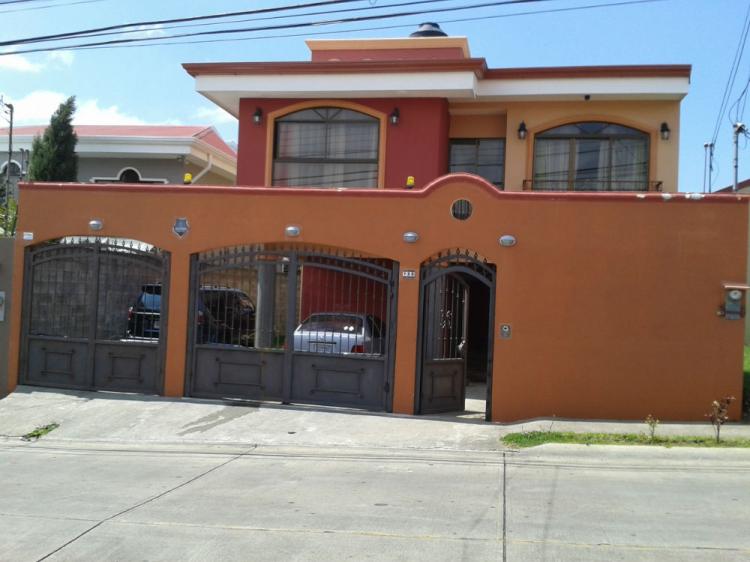 Foto Casa en Venta en Santo Domingo, Heredia - U$D 250.000 - CAV7149 - BienesOnLine