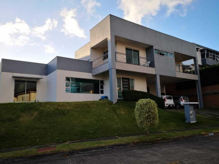 Foto Casa en Venta en Santo Domingo, Heredia - U$D 350.000 - CAV56725 - BienesOnLine