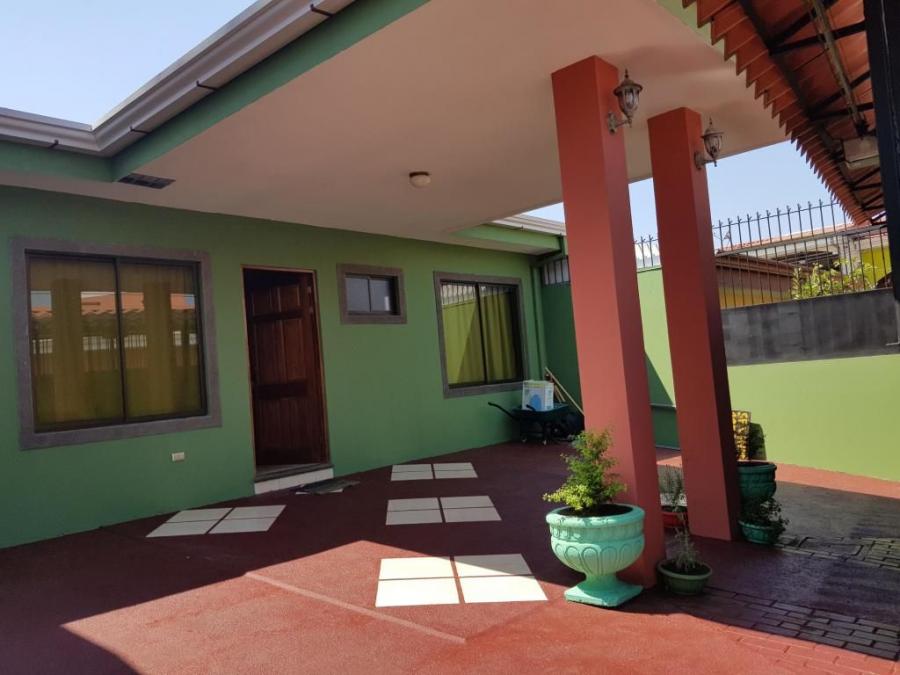 Foto Casa en Venta en Alajuela, Alajuela - U$D 110.000 - CAV21490 - BienesOnLine