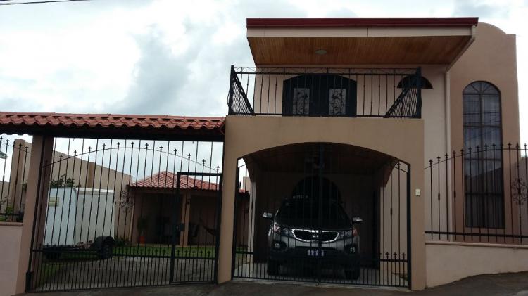 Foto Casa en Venta en San Isidro, San Ramn, Alajuela - U$D 175.000 - CAV10607 - BienesOnLine