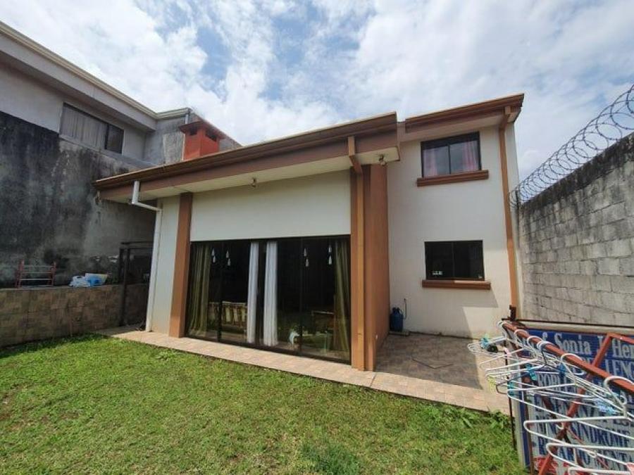 Home in Metric Way