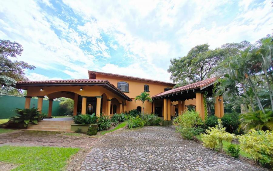 Foto Casa en Venta en Concepcin, Atenas, Alajuela - U$D 1.500.000 - CAV96216 - BienesOnLine
