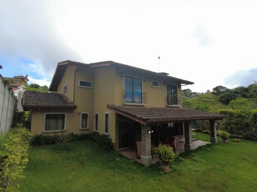 Foto Casa en Venta en Condominio Majestuosos Prados, Mata Platano, Goicoechea, San Jos - U$D 460.000 - CAV68971 - BienesOnLine