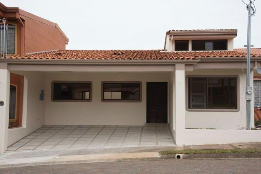 Foto Casa en Venta en Condominio Puebla Real, San Pablo, Heredia - U$D 185.000 - CAV71791 - BienesOnLine