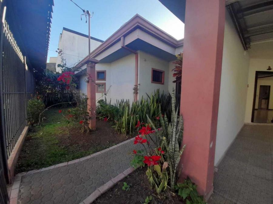 Home in Metric Way