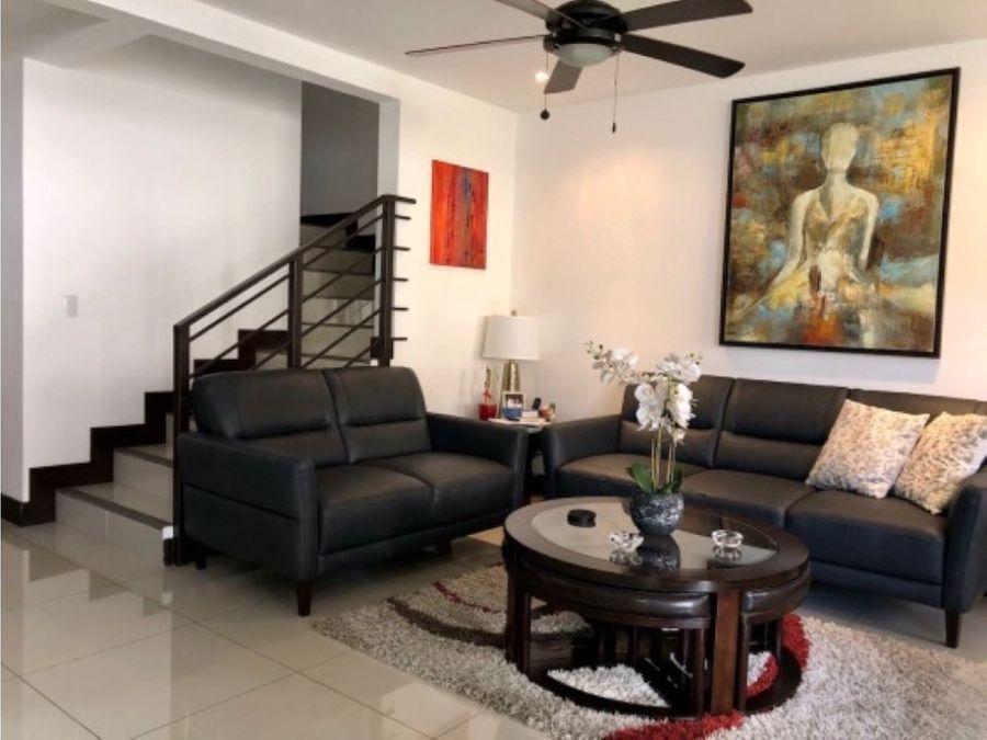Foto Casa en Alquiler en Brasil, San Jos - U$D 1.400 - CAA58935 - BienesOnLine