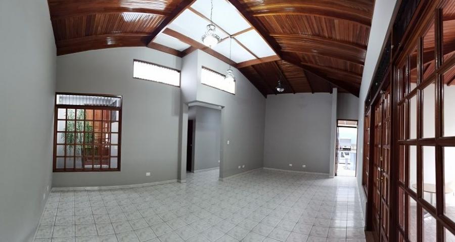 Foto Casa en Alquiler en Escaz, San Jos - U$D 1.800 - CAA34069 - BienesOnLine
