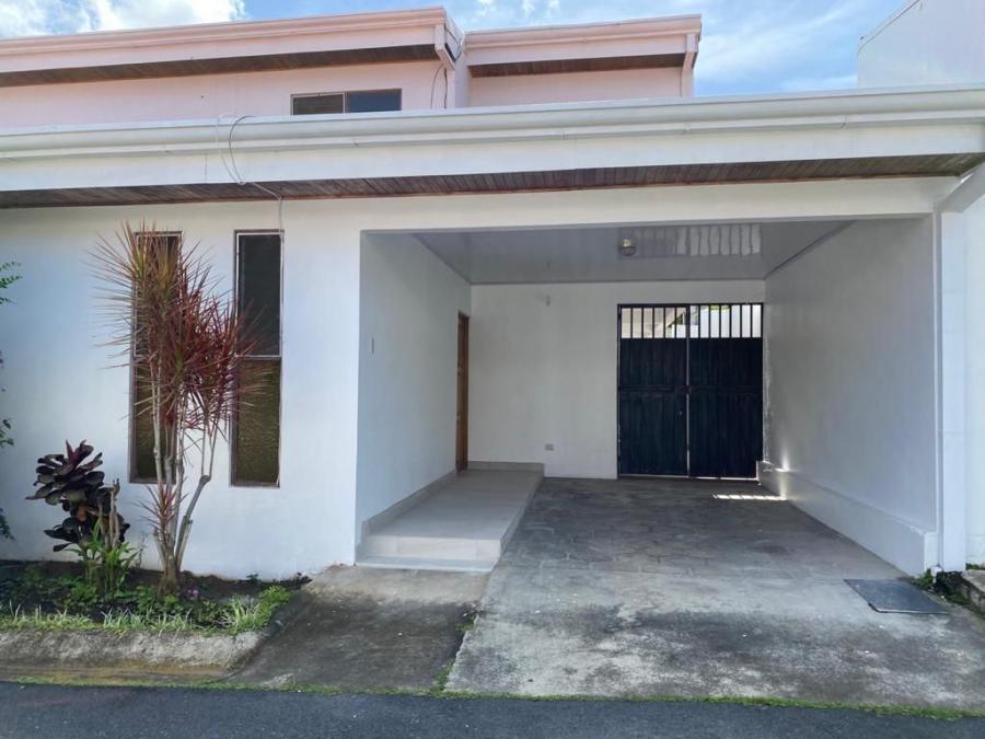 Foto Casa en Alquiler en Escaz, San Jos - U$D 1.000 - CAA29064 - BienesOnLine