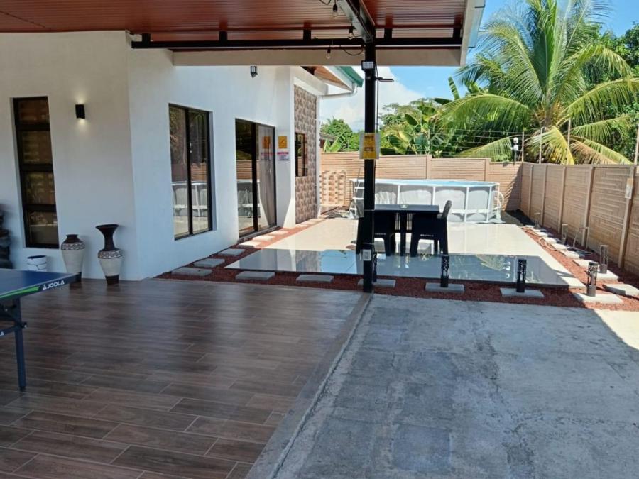 Foto Casa en Alquiler en Parrita, Puntarenas - U$D 1.050 - CAA118416 - BienesOnLine