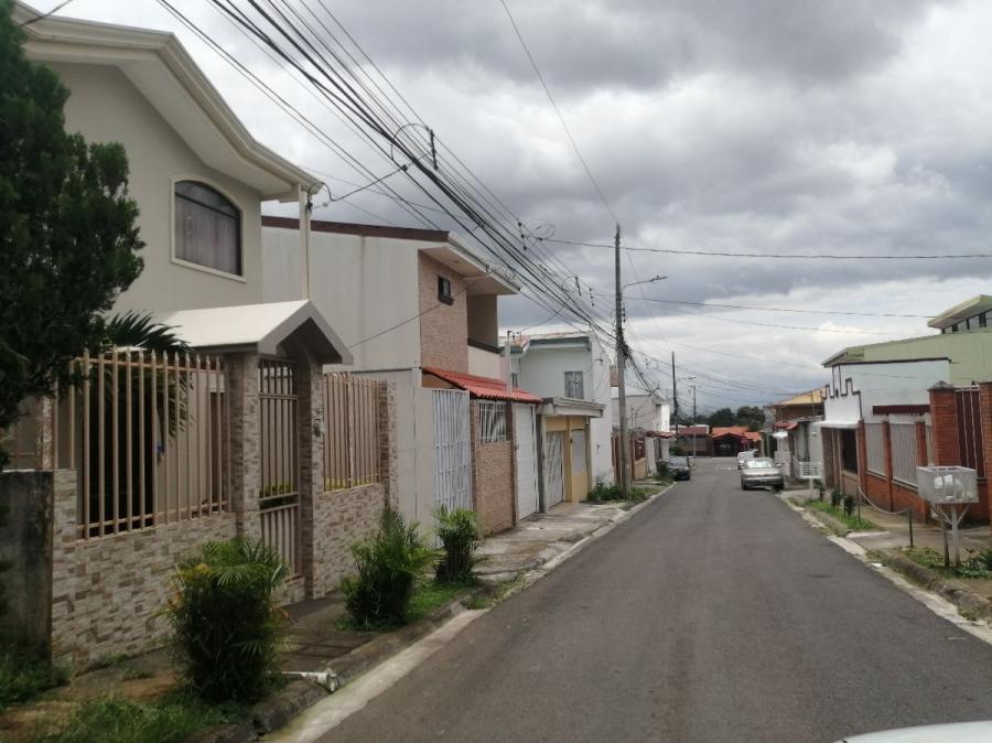 Home in Metric Way