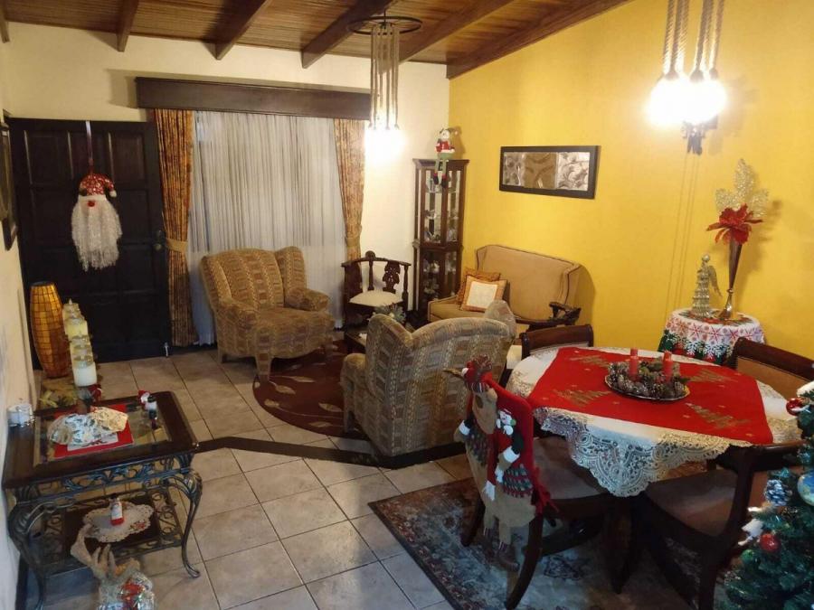 Foto Casa en Venta en Mercedes, Heredia, Heredia - U$D 252.000 - CAV94483 - BienesOnLine
