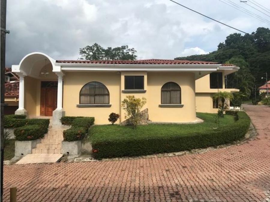 Foto Casa en Venta en Garabito, Puntarenas - U$D 480.000 - CAV89802 - BienesOnLine