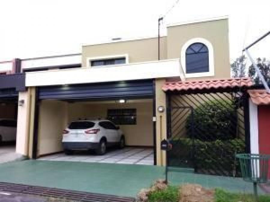 Foto Casa en Venta en Cartago, Cartago - U$D 153.500 - CAV33736 - BienesOnLine