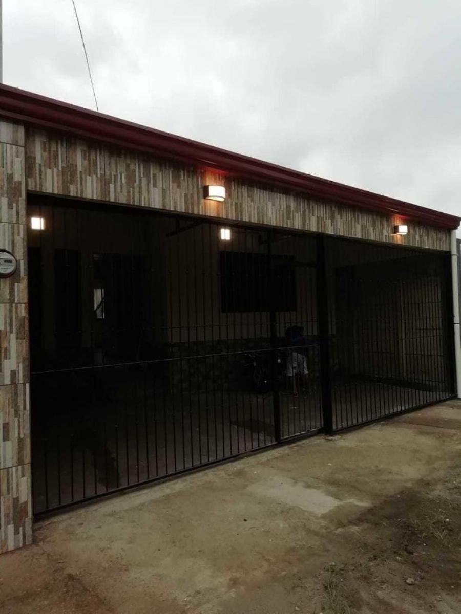 Home in Metric Way