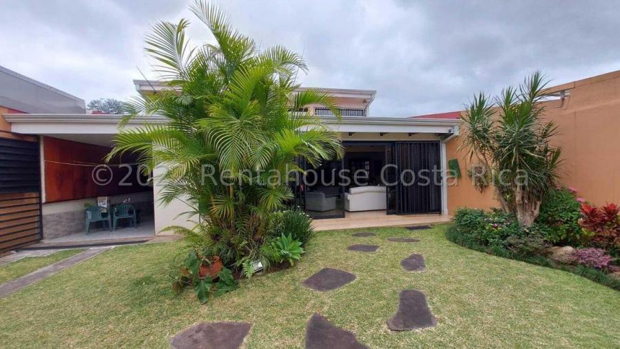 Foto Casa en Venta en Curridabat, San Jos - U$D 375.000 - CAV68769 - BienesOnLine