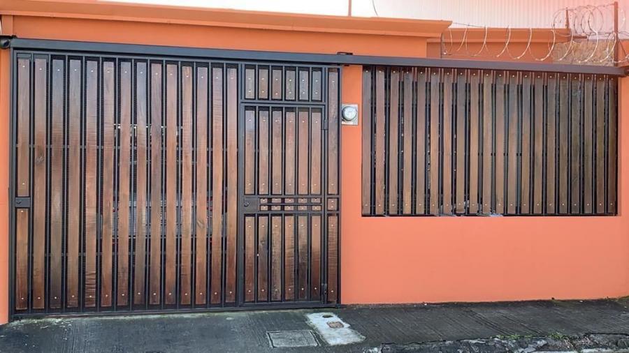 Home in Metric Way