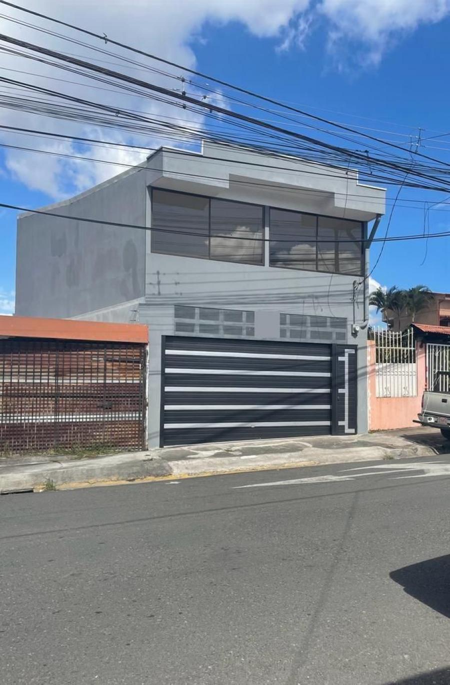 Home in Metric Way