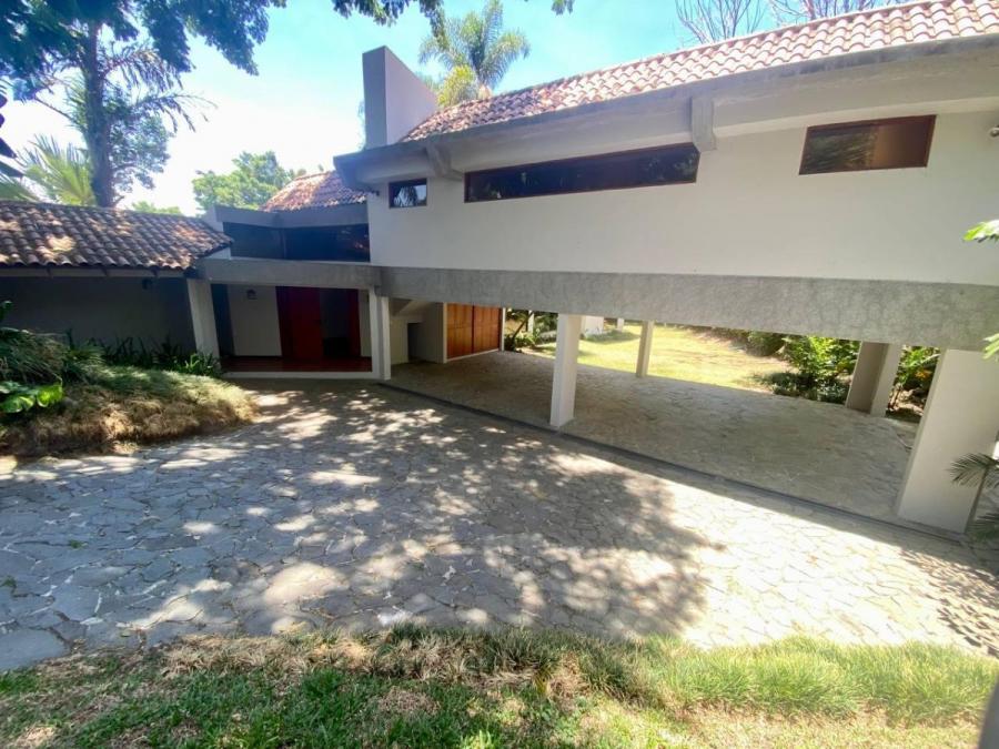 Home in Metric Way