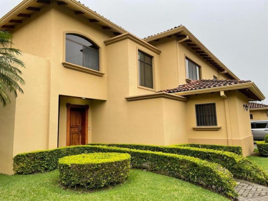 Foto Casa en Venta en Escaz, San Jos - U$D 385.000 - CAV53404 - BienesOnLine