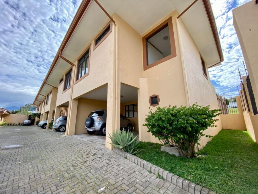 Foto Casa en Venta en Escaz, San Jos - U$D 168.000 - CAV72551 - BienesOnLine