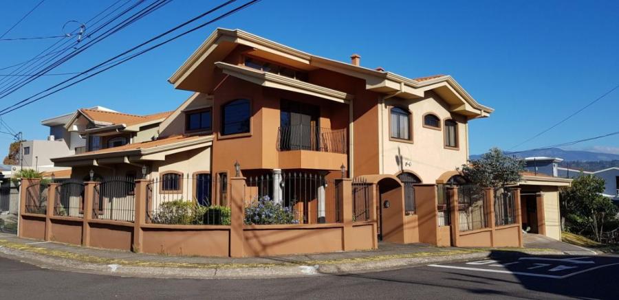 Foto Casa en Venta en San Joaqun, Flores, Heredia - U$D 380.000 - CAV42157 - BienesOnLine