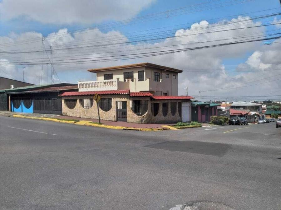 Foto Casa en Venta en Heredia, Heredia - U$D 180.000 - CAV73395 - BienesOnLine