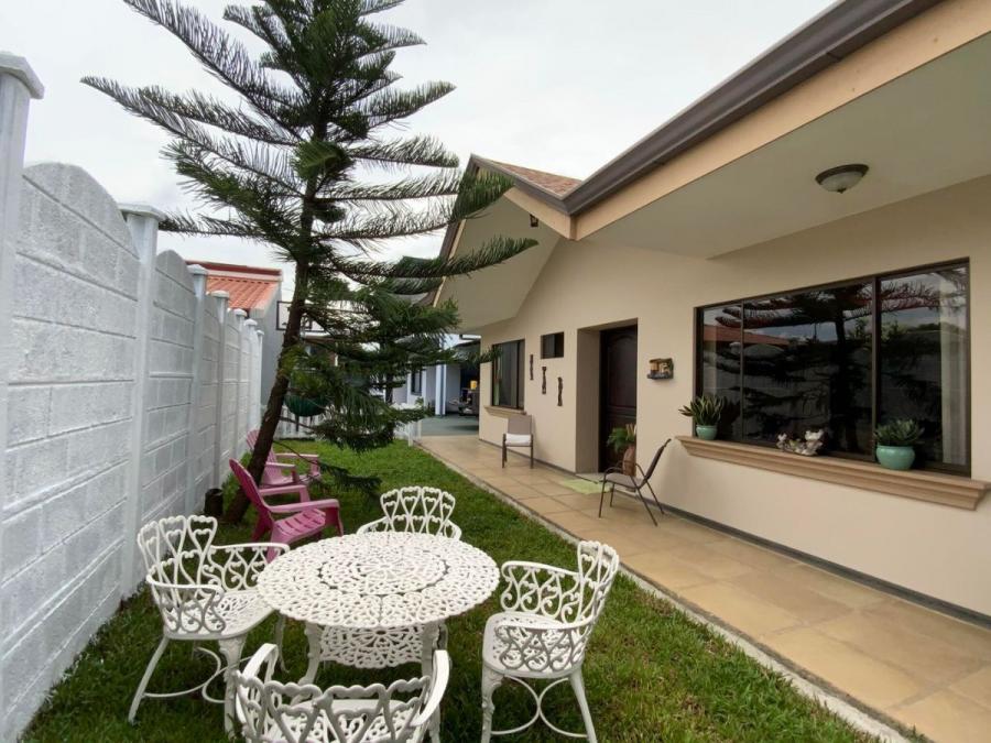 Foto Casa en Venta en La Garita, Alajuela, Alajuela - U$D 350.000 - CAV58250 - BienesOnLine