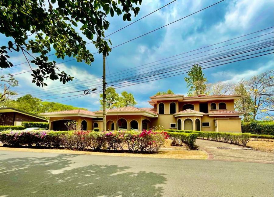 Foto Casa en Venta en Alajuela, Alajuela - U$D 780.000 - CAV49543 - BienesOnLine