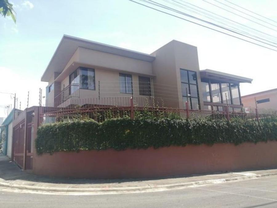 Foto Casa en Venta en Lomas de Ayarco Sur, Curridabat, San Jos - U$D 265.000 - CAV52689 - BienesOnLine