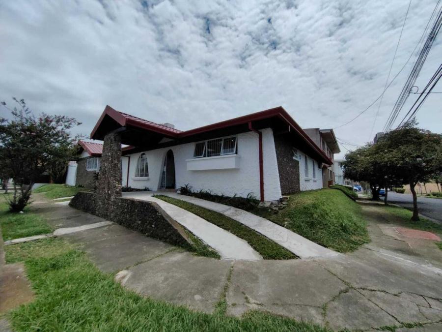 Foto Casa en Venta en Mata Redonda, San Jos - U$D 385.000 - CAV62383 - BienesOnLine