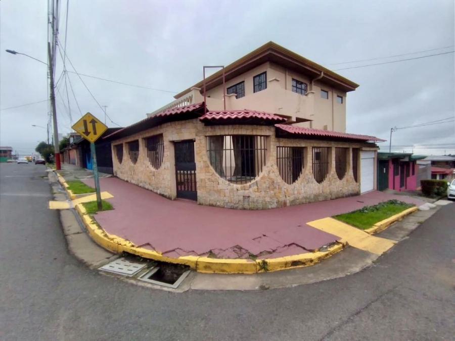 Foto Casa en Venta en Mercedes, Heredia - U$D 180.000 - CAV63663 - BienesOnLine