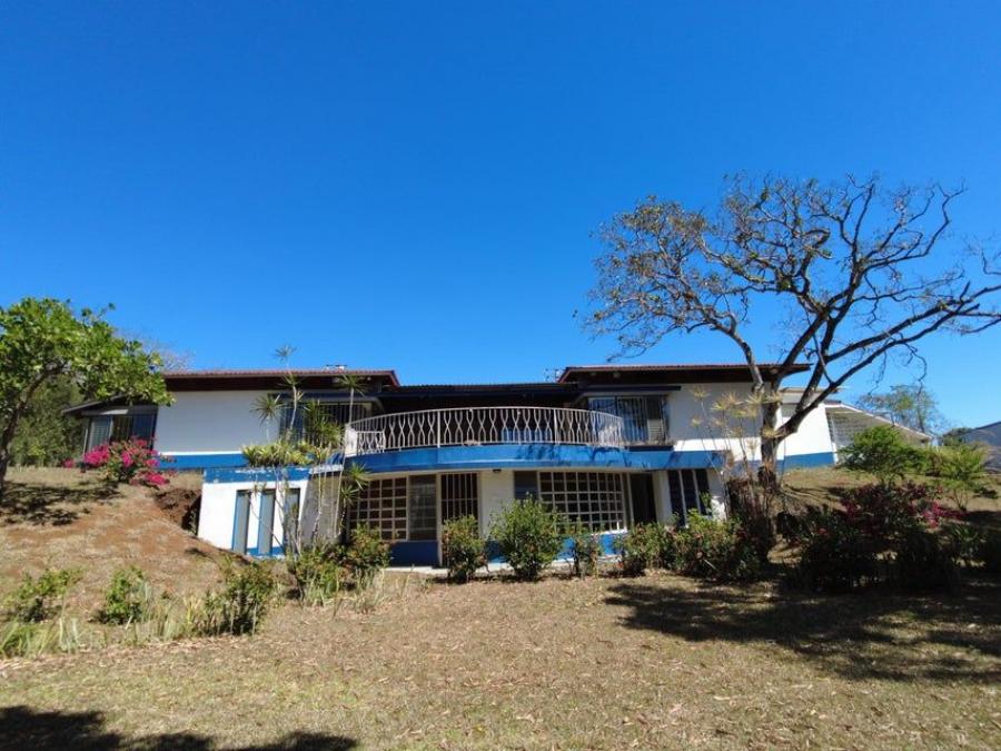 Foto Casa en Venta en Mora, San Jos - U$D 550.000 - CAV70686 - BienesOnLine