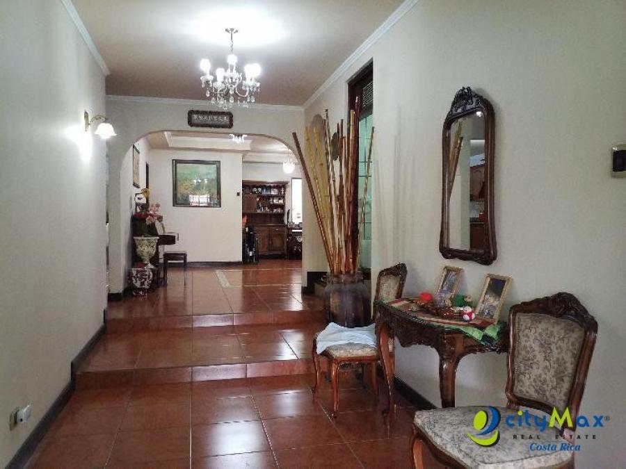 Foto Casa en Venta en Mata Redonda, San Jos - U$D 750.000 - CAV82965 - BienesOnLine