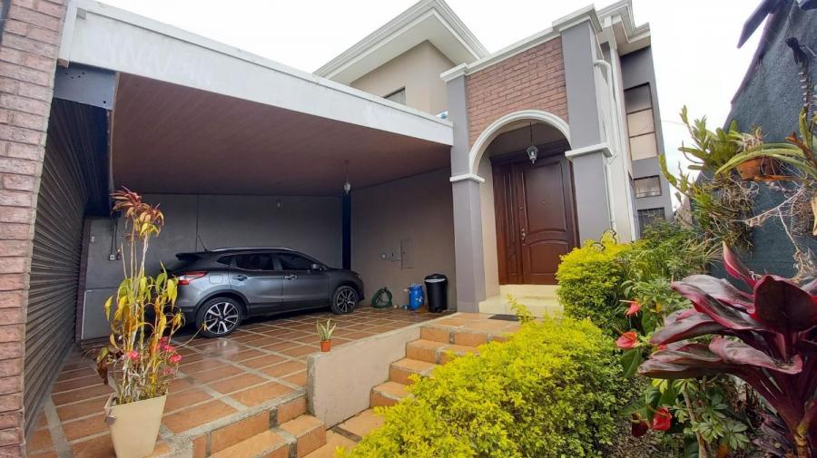 Home in Metric Way