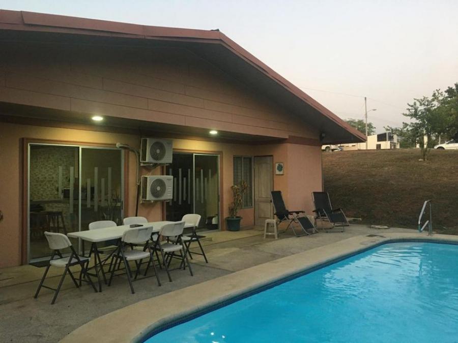 Foto Casa en Venta en Santa Rita, Orotina, Alajuela - U$D 160.000 - CAV38251 - BienesOnLine