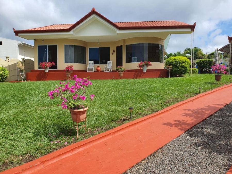 Home in Metric Way