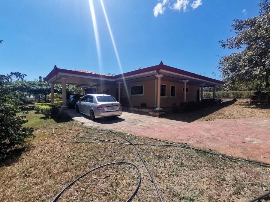 Foto Casa en Venta en Orotina, Alajuela - U$D 425.000 - CAV59826 - BienesOnLine