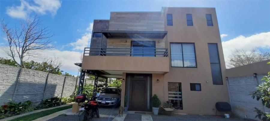 Foto Casa en Venta en San Pablo, Heredia - U$D 300.000 - CAV83478 - BienesOnLine