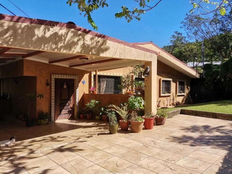 Foto Casa en Venta en Santa Ana, San Jos - U$D 299.000 - CAV54326 - BienesOnLine