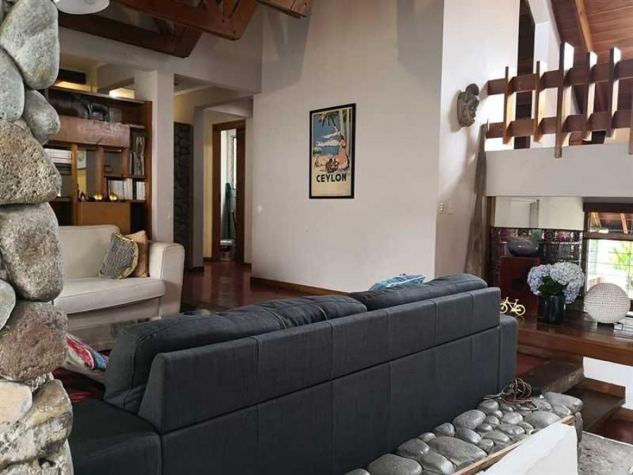 Foto Casa en Venta en Montes de Oca, San Jos - U$D 299.000 - CAV48661 - BienesOnLine