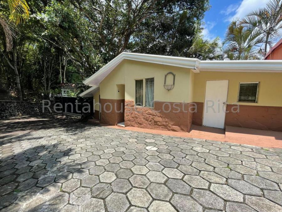 Foto Casa en Venta en San Isidro, Alajuela - U$D 420.000 - CAV58931 - BienesOnLine